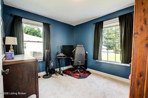 Tiny photo for 5003 Feys Dr, Louisville, KY 40216 (MLS # 1729631)