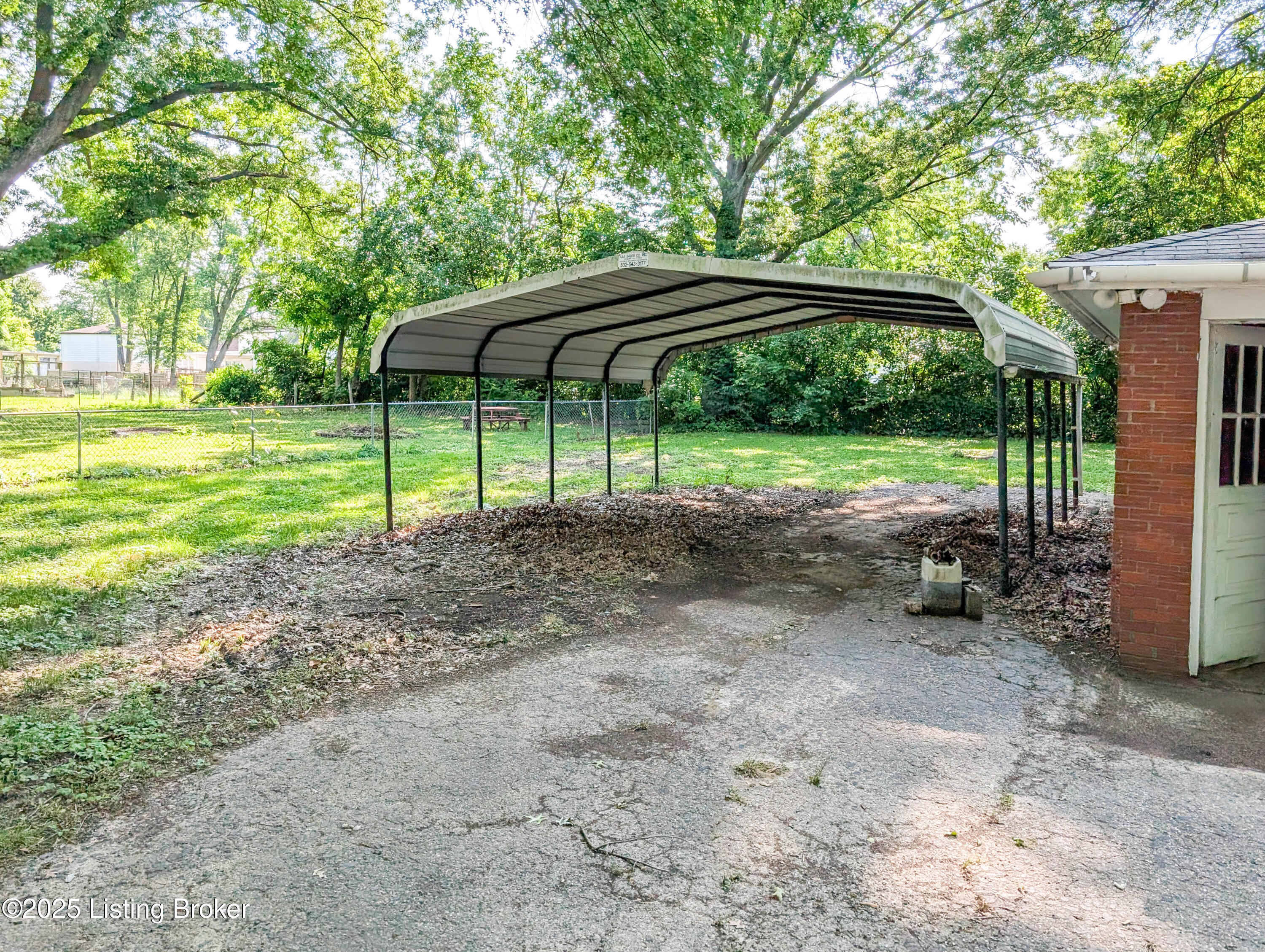 6513 Upper Hunters Trace, Louisville, Pennsylvania image 12