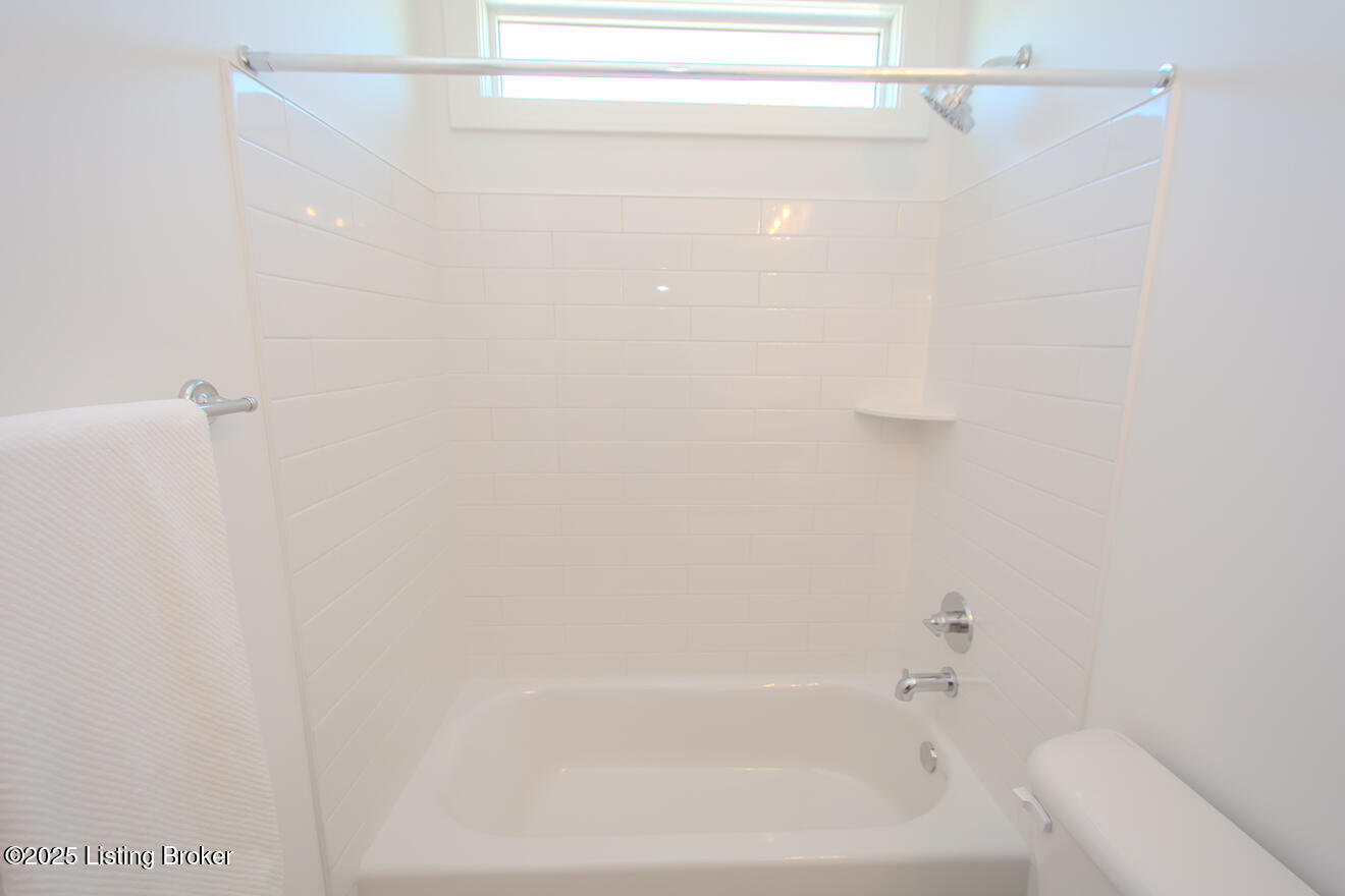 11616 Victoria Falls Ln, Prospect, Pennsylvania image 30