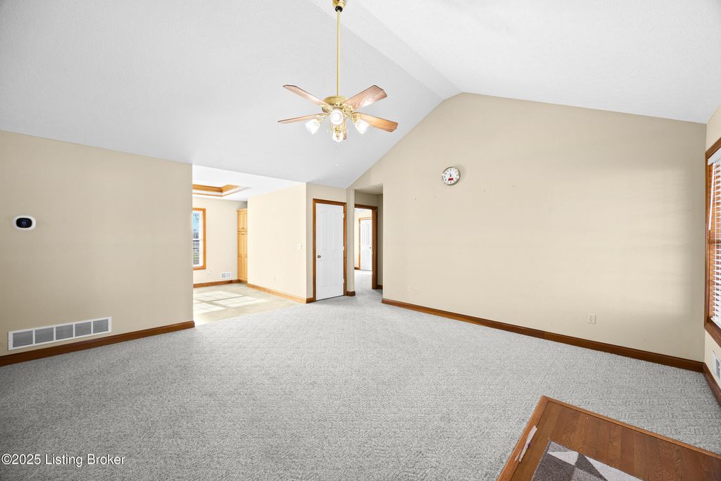 Photo of 103 Ruth Ln, Bardstown, KY 40004 (MLS # 1703890)