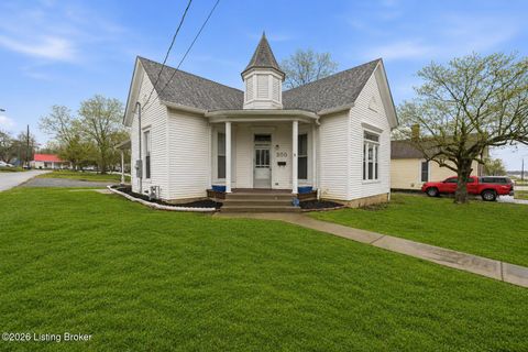 Homes For Sale - 300 W Main St<br/> Hodgenville, KY 42748