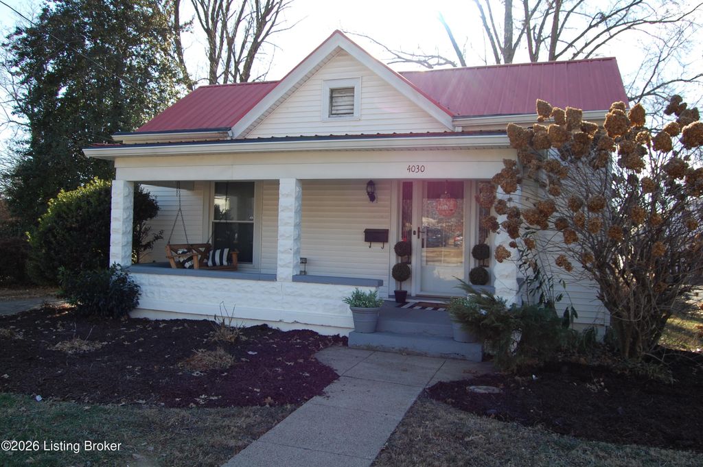 Photo of 4030 Crawford Ave, Louisville, KY 40218 (MLS # 1707587)
