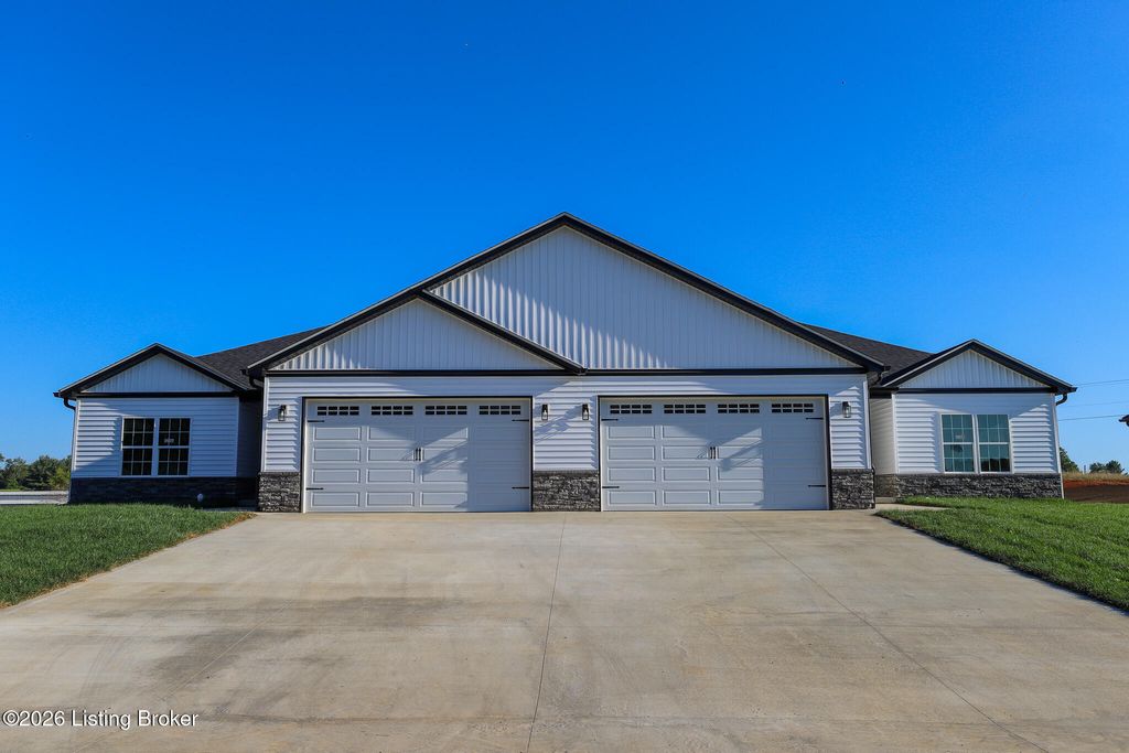 Photo of 838 Otter Creek Rd, Vine Grove, KY 40175 (MLS # 1720775)