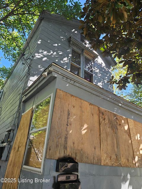 Photo of 2817 Lytle St, Louisville, KY 40212 (MLS # 1699946)