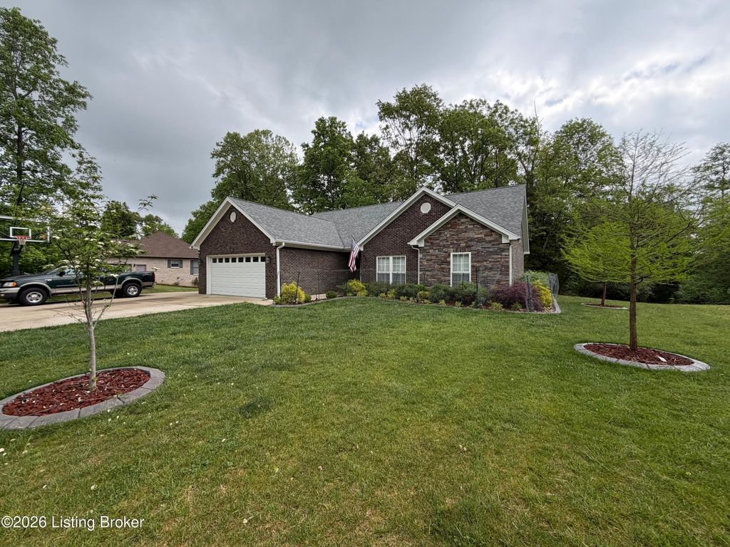 Photo of 1681 Lakeshore Pkwy, Brandenburg, KY 40108 (MLS # 1715789)