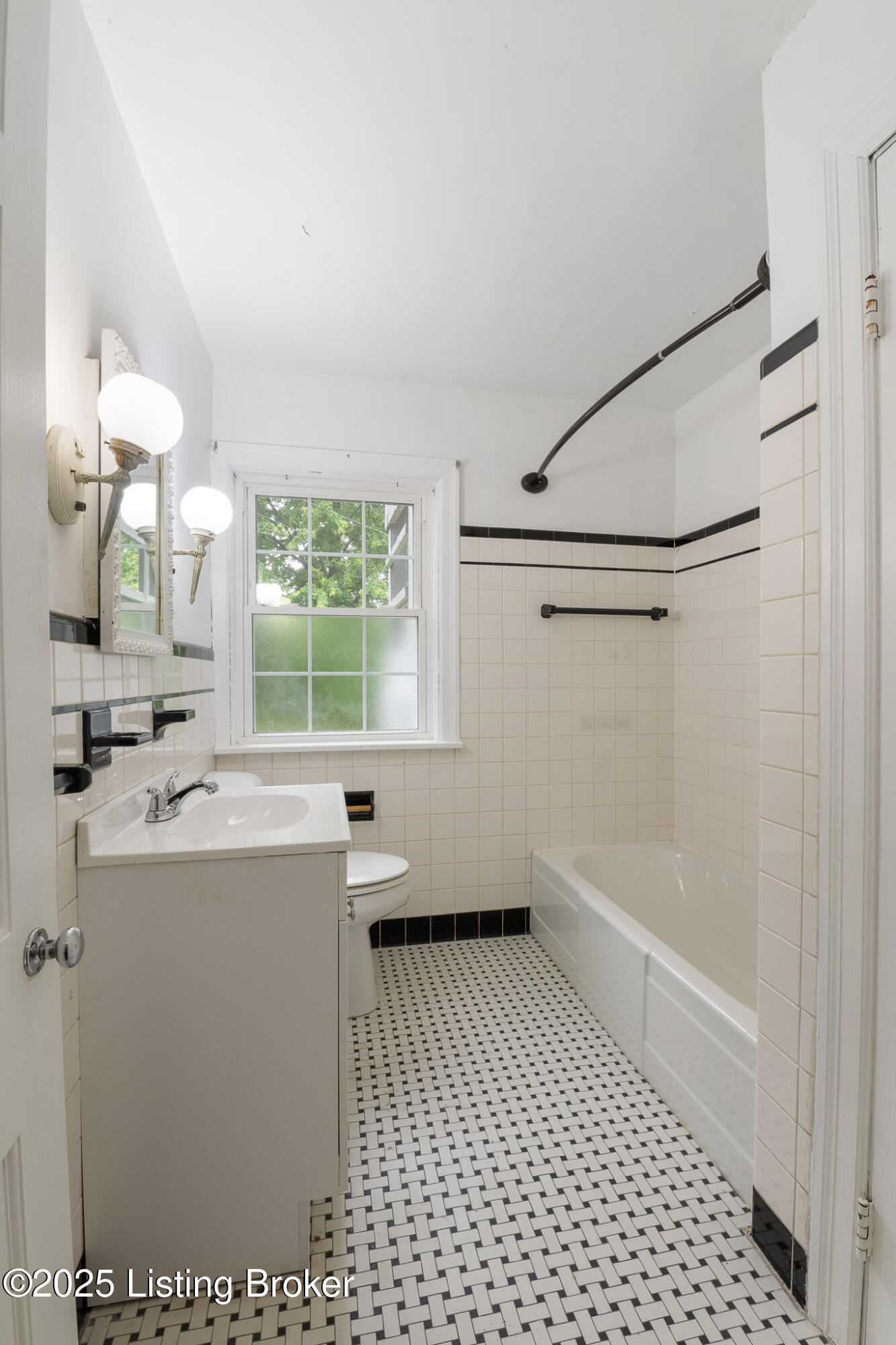 3308 Robin Rd, Louisville, Pennsylvania image 24