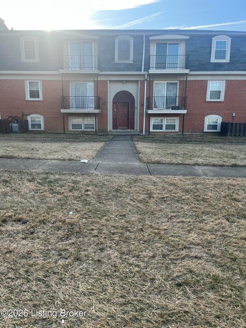 Photo of 8714 Bayberry Pl #3, Louisville, KY 40242 (MLS # 1713296)
