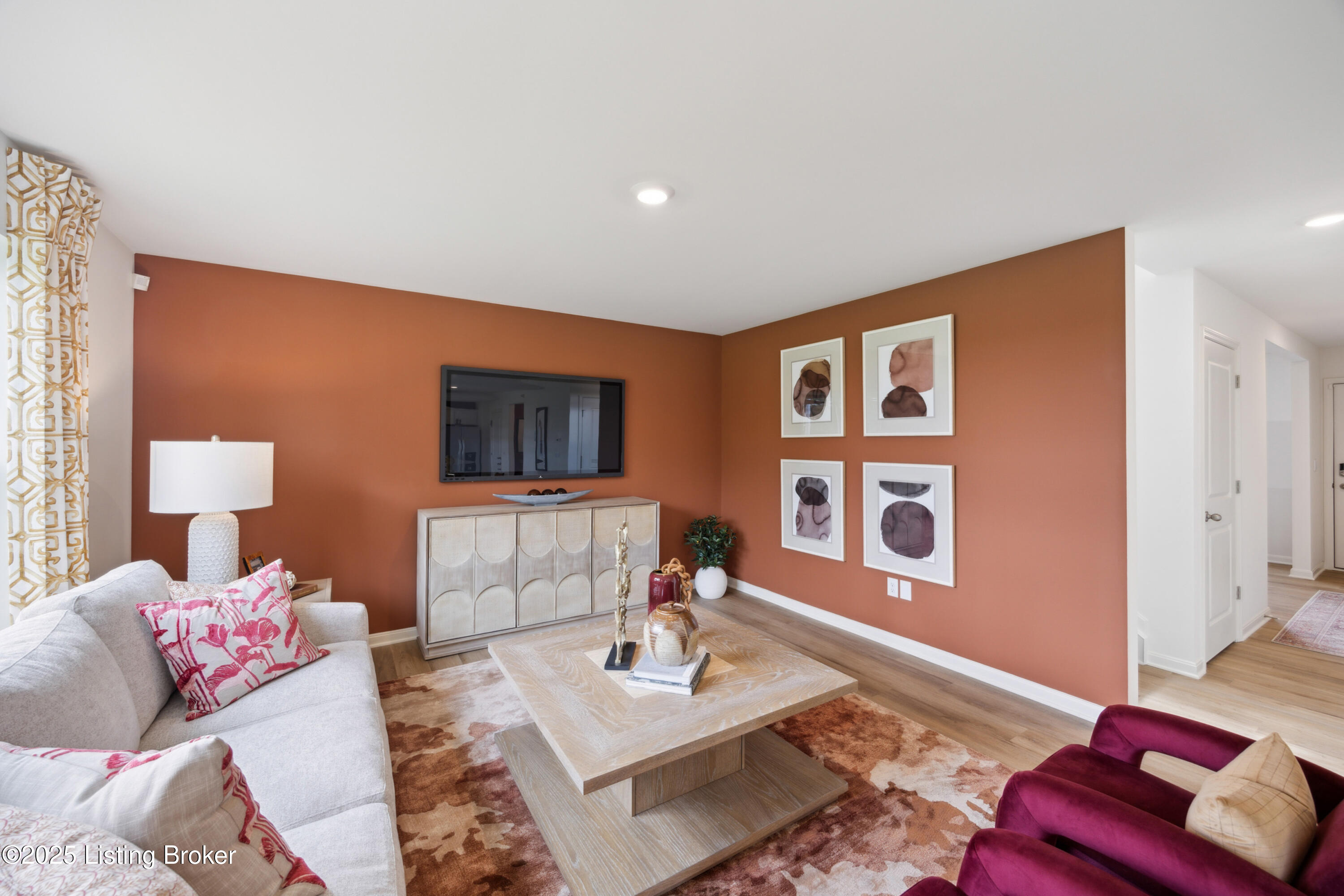 11040 Pheasant Hill Cir, Louisville, Pennsylvania image 5