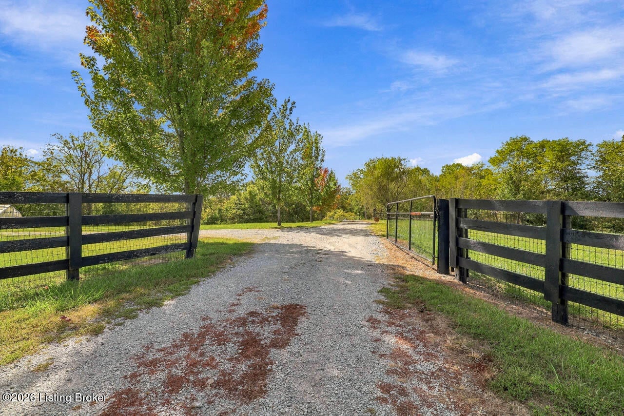 2699 Bells Ridge Rd