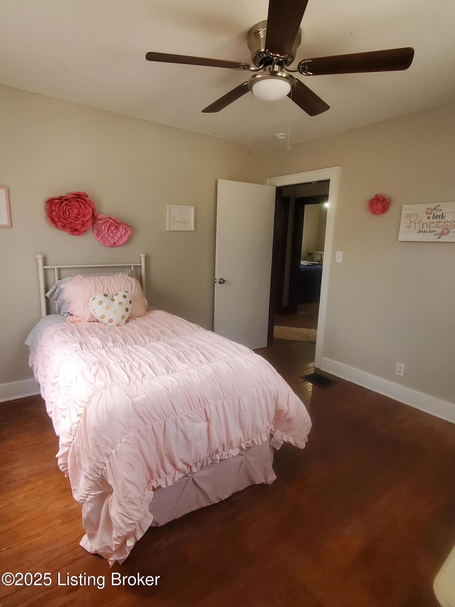 1549 Catalpa St, Louisville, Kentucky image 17