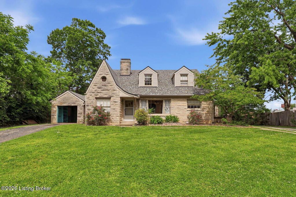 Photo of 219 West Ave, Mt Washington, KY 40047 (MLS # 1717788)