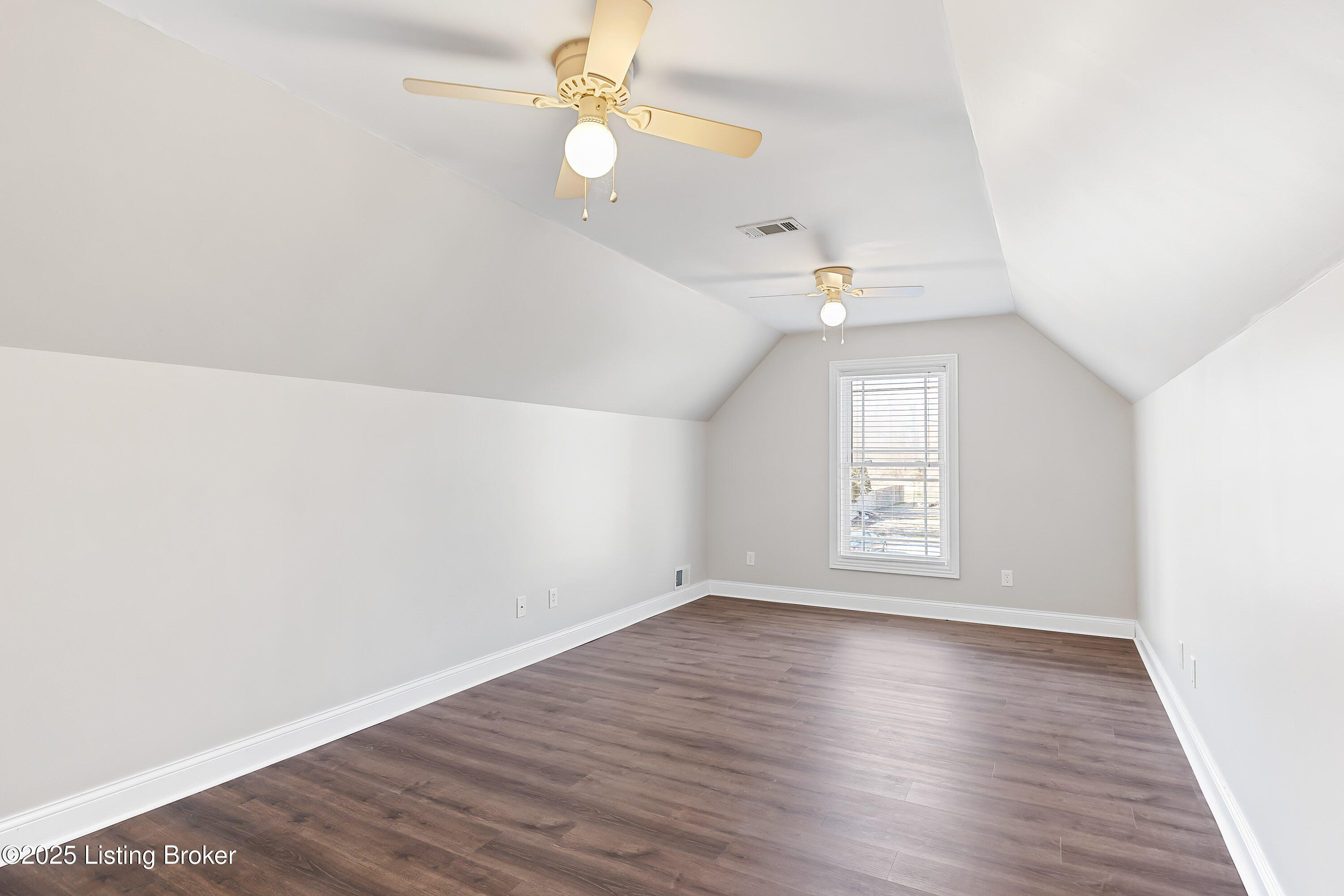 6421 Shirley Ave, Prospect, Kentucky image 24