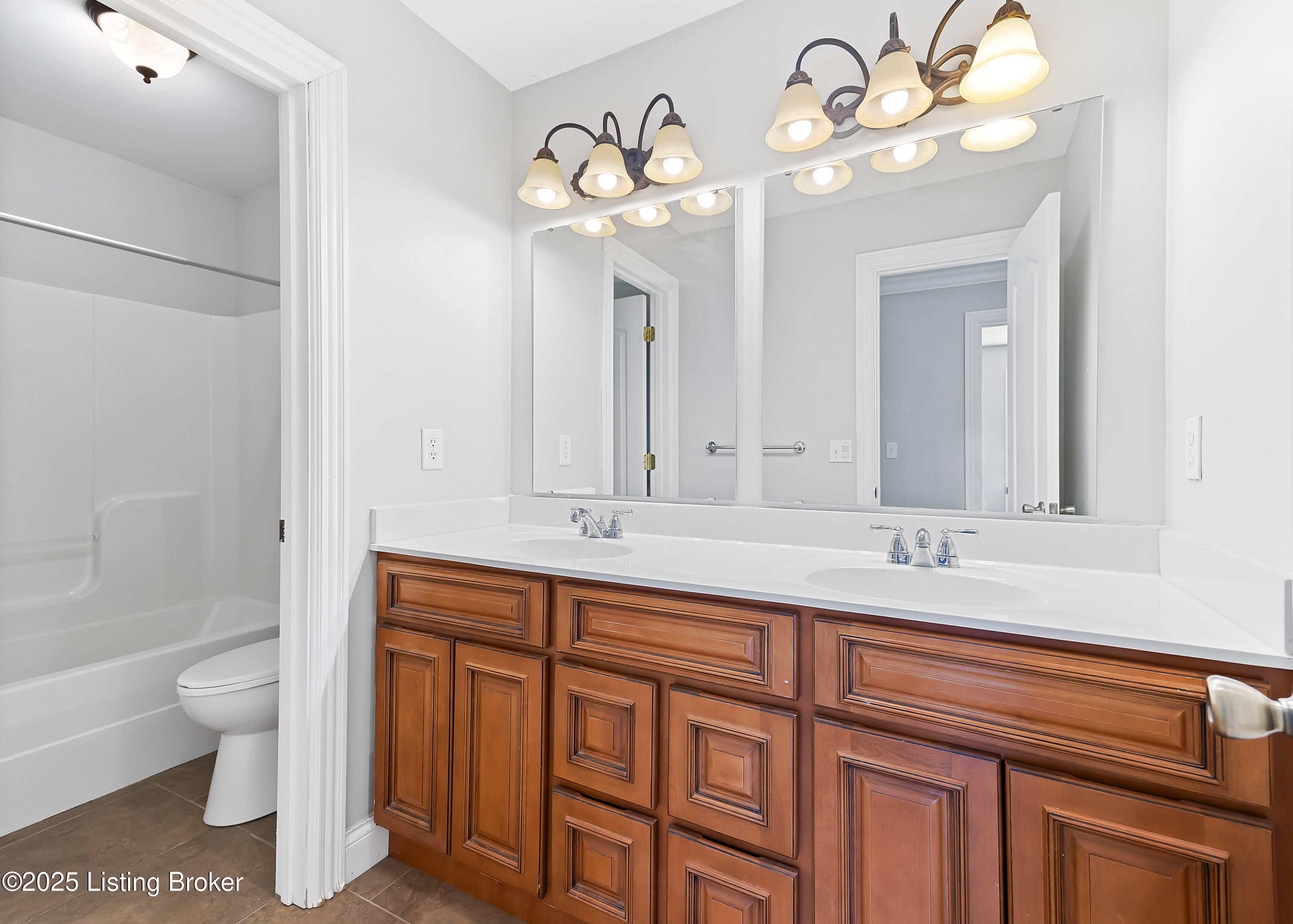 6421 Shirley Ave, Prospect, Kentucky image 19