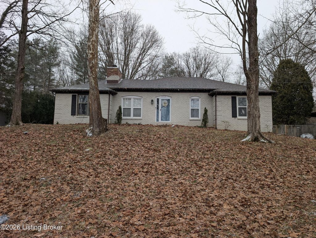 Photo of 5412 Pearce Way, Crestwood, KY 40014 (MLS # 1707650)