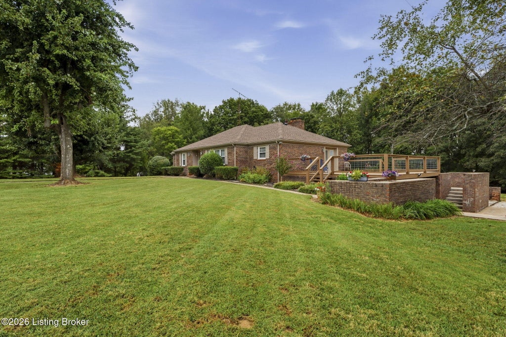 Photo of 3408 Boiling Springs Rd, Bowling Green, KY 42101 (MLS # 1730111)