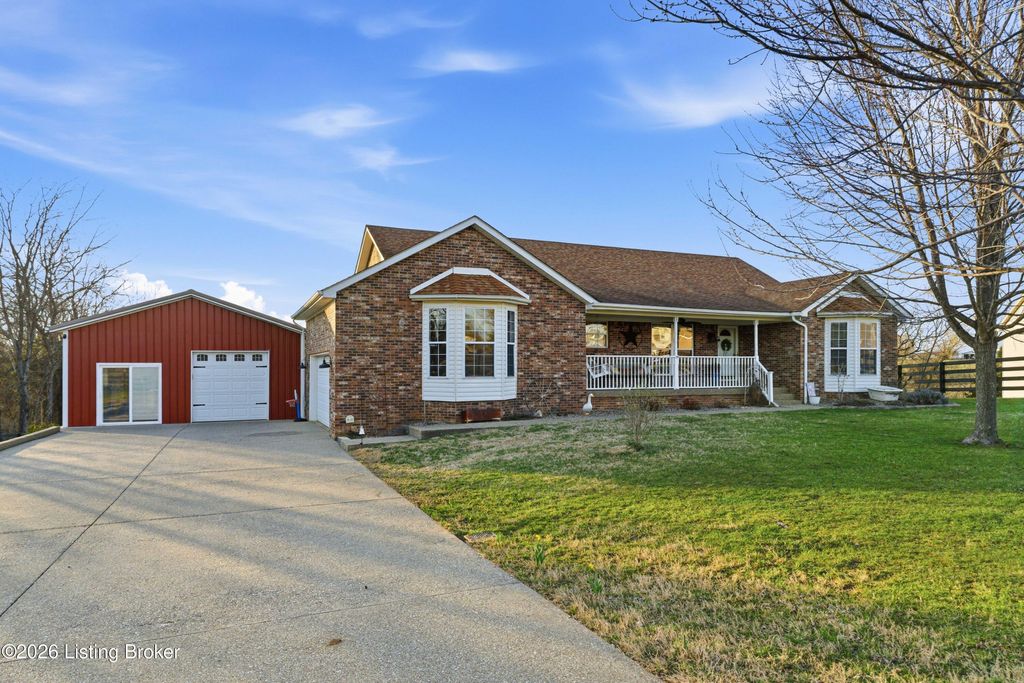 Photo of 55 Maple Leaf Ct, Taylorsville, KY 40071 (MLS # 1710824)