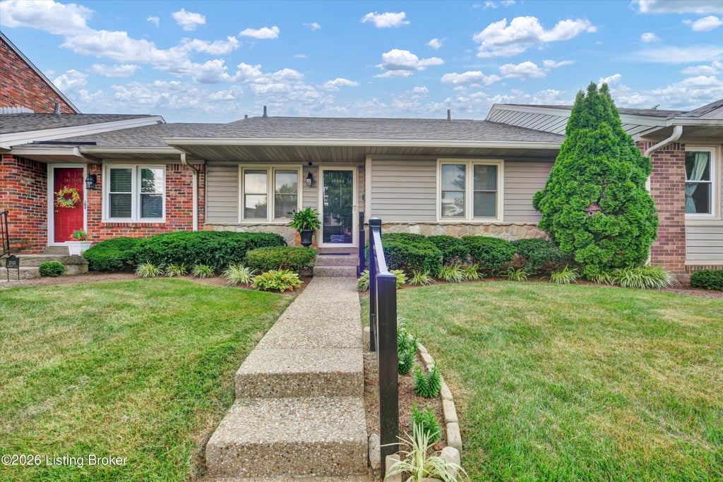 Photo of 10402 Lakeshore BLF, Louisville, KY 40223 (MLS # 1726012)