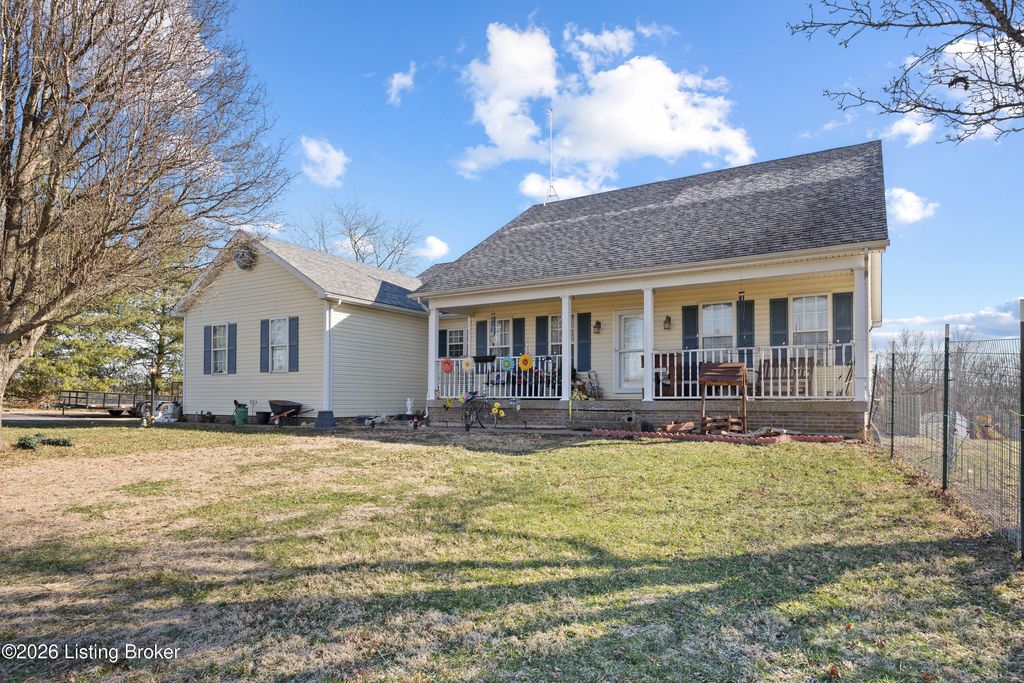 Photo of 48 Hunters Trace, Taylorsville, KY 40071 (MLS # 1707745)