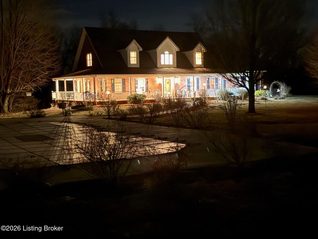 Photo of 200 English Ln, Columbia, KY 42728 (MLS # 1709440)