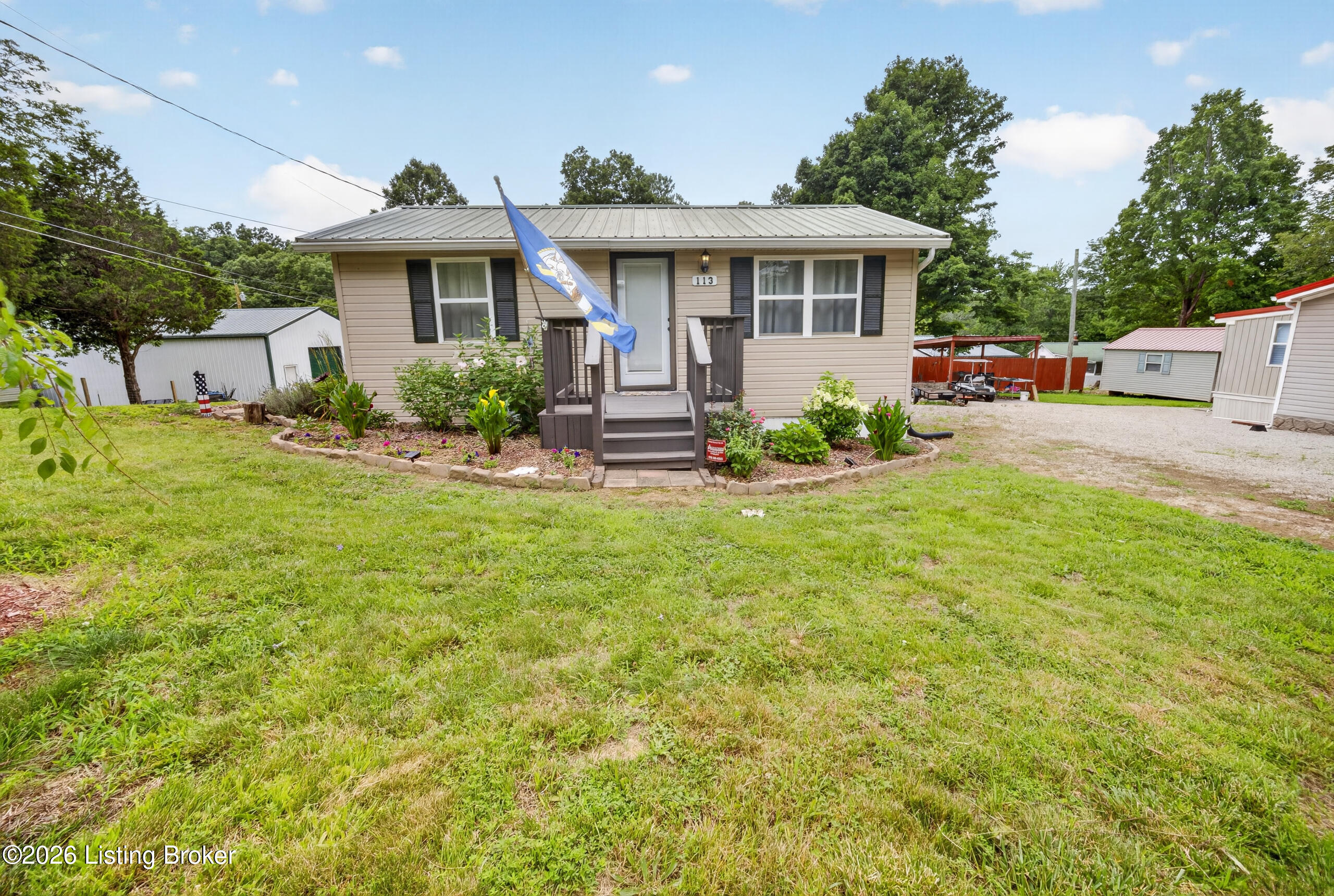 Photo 1 of 35 — 113 Carter Ln, Falls Of Rough, KY 40119