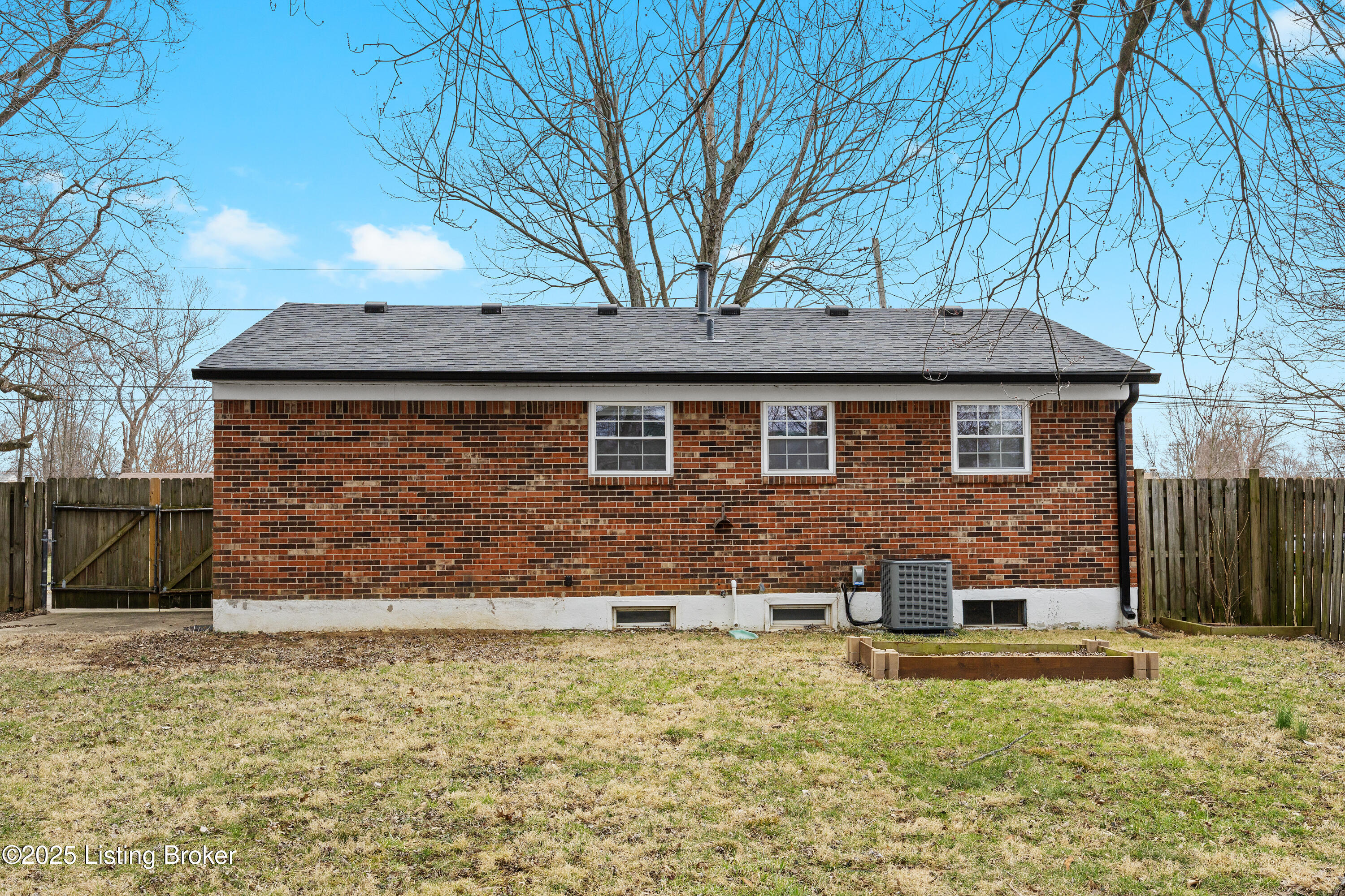 135 Beechland Rd, Louisville, Kentucky image 32