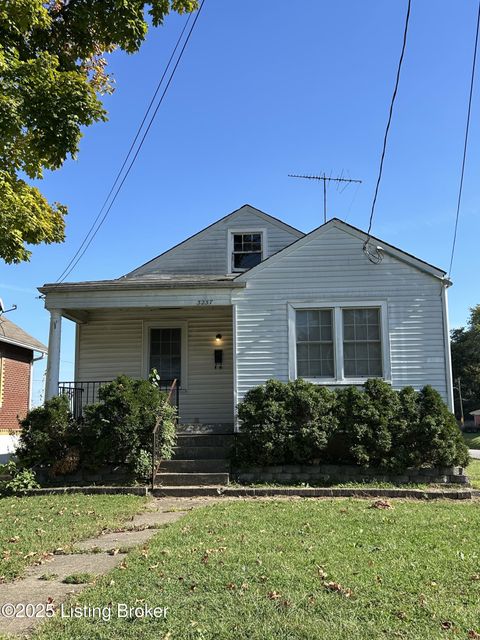 Photo of 3237 Taylor Blvd, Louisville, KY 40215 (MLS # 1700053)