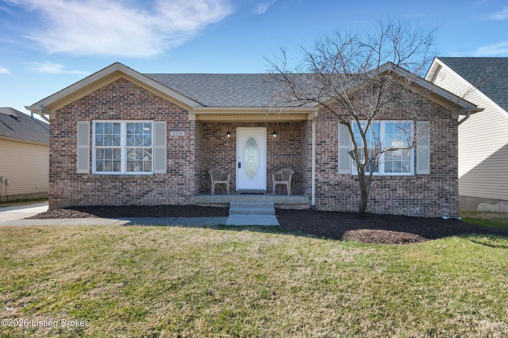 Photo of 9320 Longhorn Ct, Louisville, KY 40118 (MLS # 1710302)