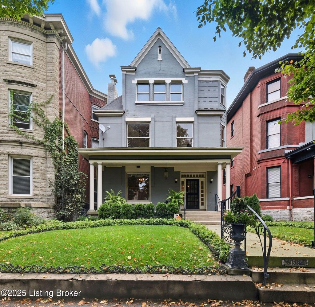 Photo of 1515 S 3rd St, Louisville, KY 40208 (MLS # 1703880)