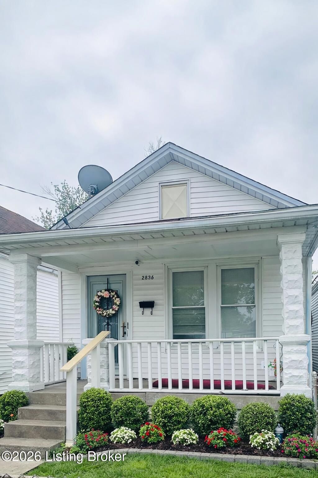 Photo of 2836 Garfield Ave, Louisville, KY 40212 (MLS # 1714299)