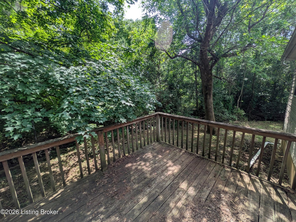 Photo of 127 Clearview Dr, Mt Washington, KY 40047 (MLS # 1719774)