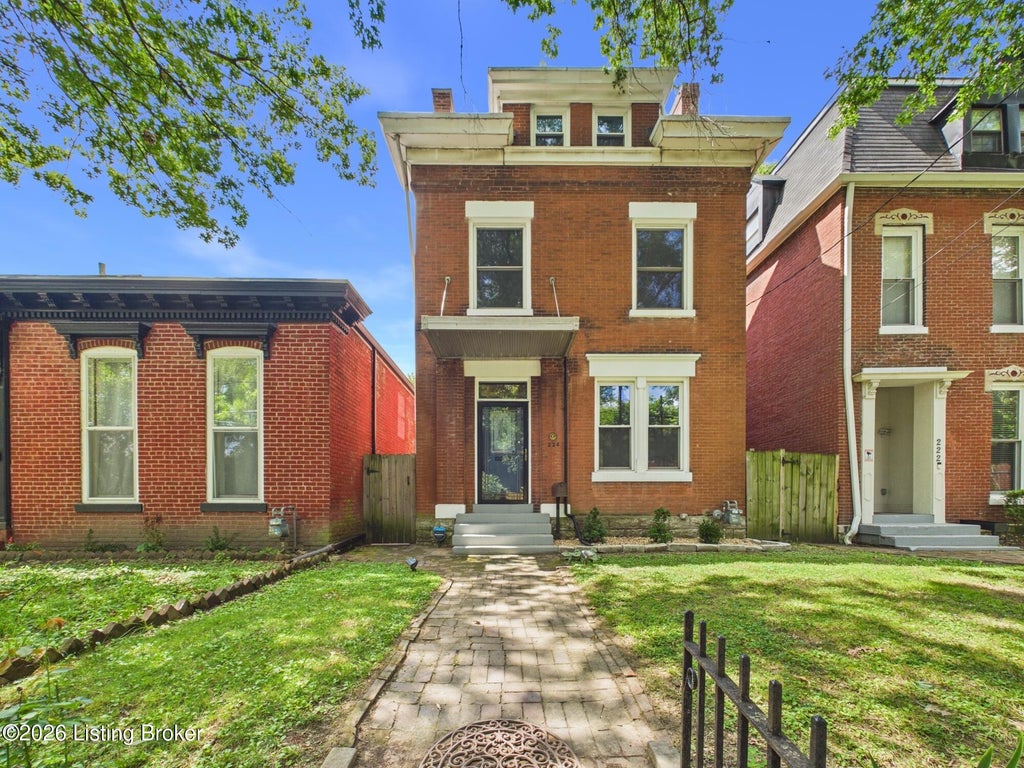 Photo of 224 St Joseph St, Louisville, KY 40203 (MLS # 1726861)