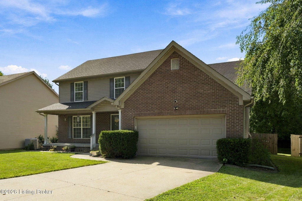 Photo of 6708 Timberbend Dr, Louisville, KY 40229 (MLS # 1729513)