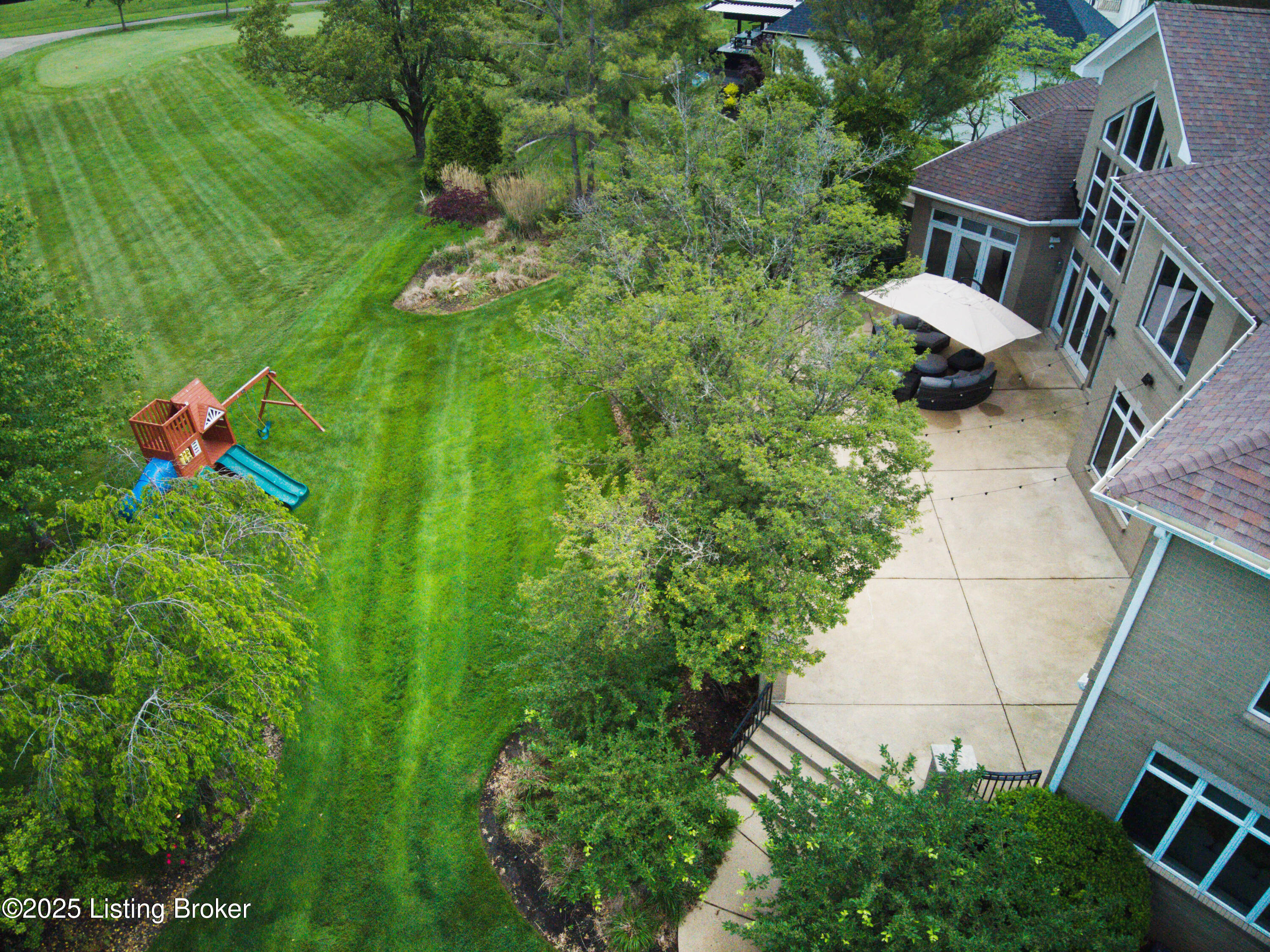 2114 Club Vista Pl, Louisville, Pennsylvania image 9