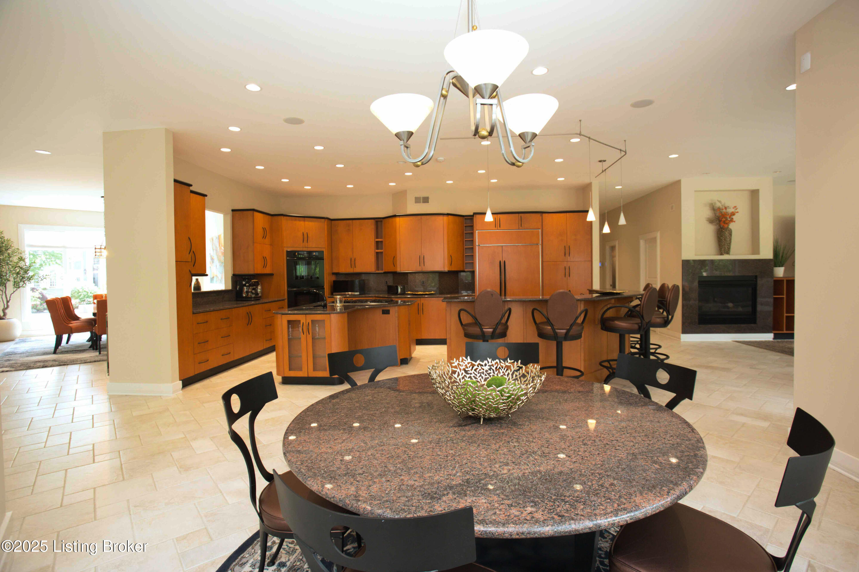 2114 Club Vista Pl, Louisville, Pennsylvania image 50