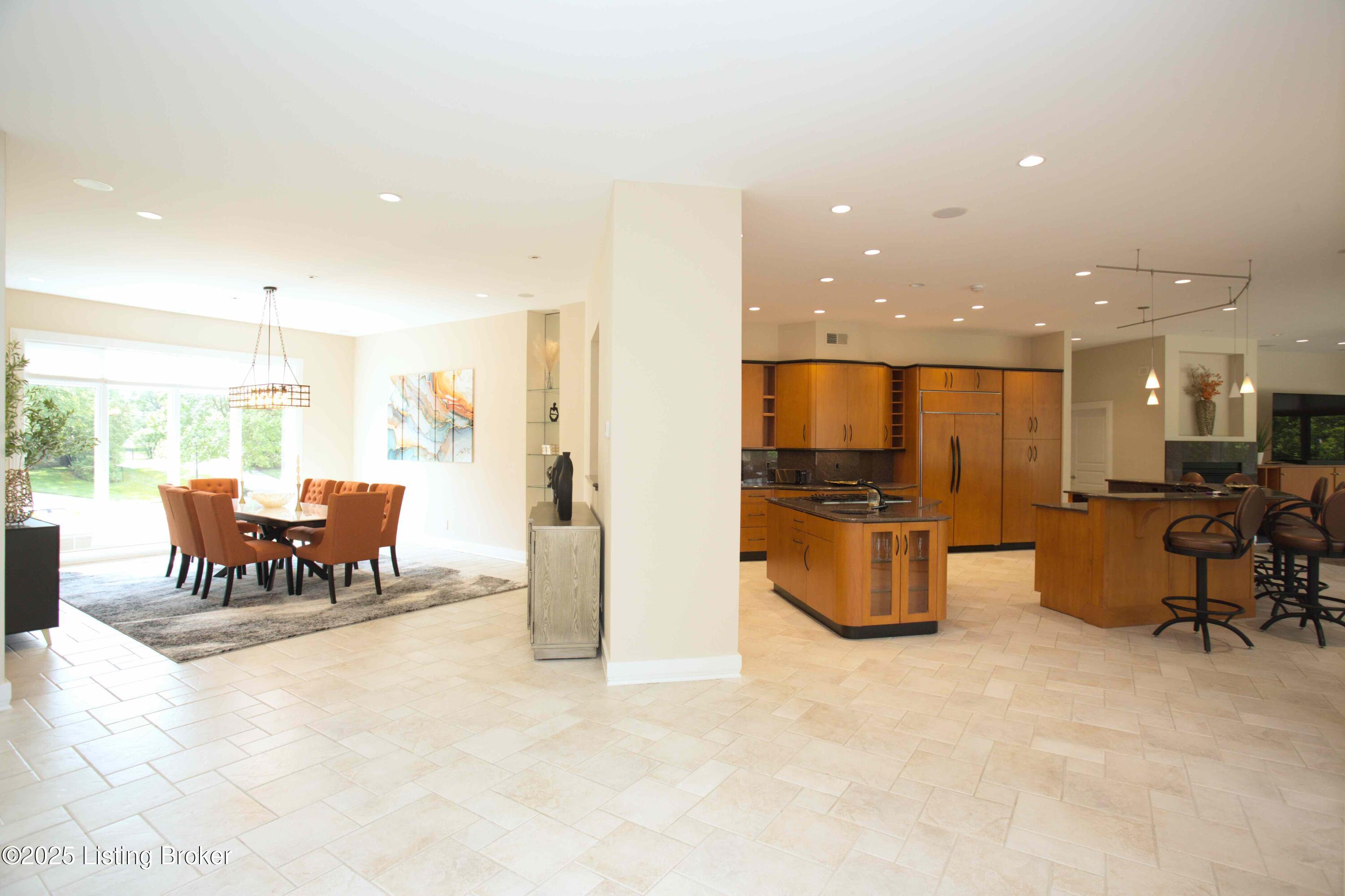 2114 Club Vista Pl, Louisville, Pennsylvania image 38