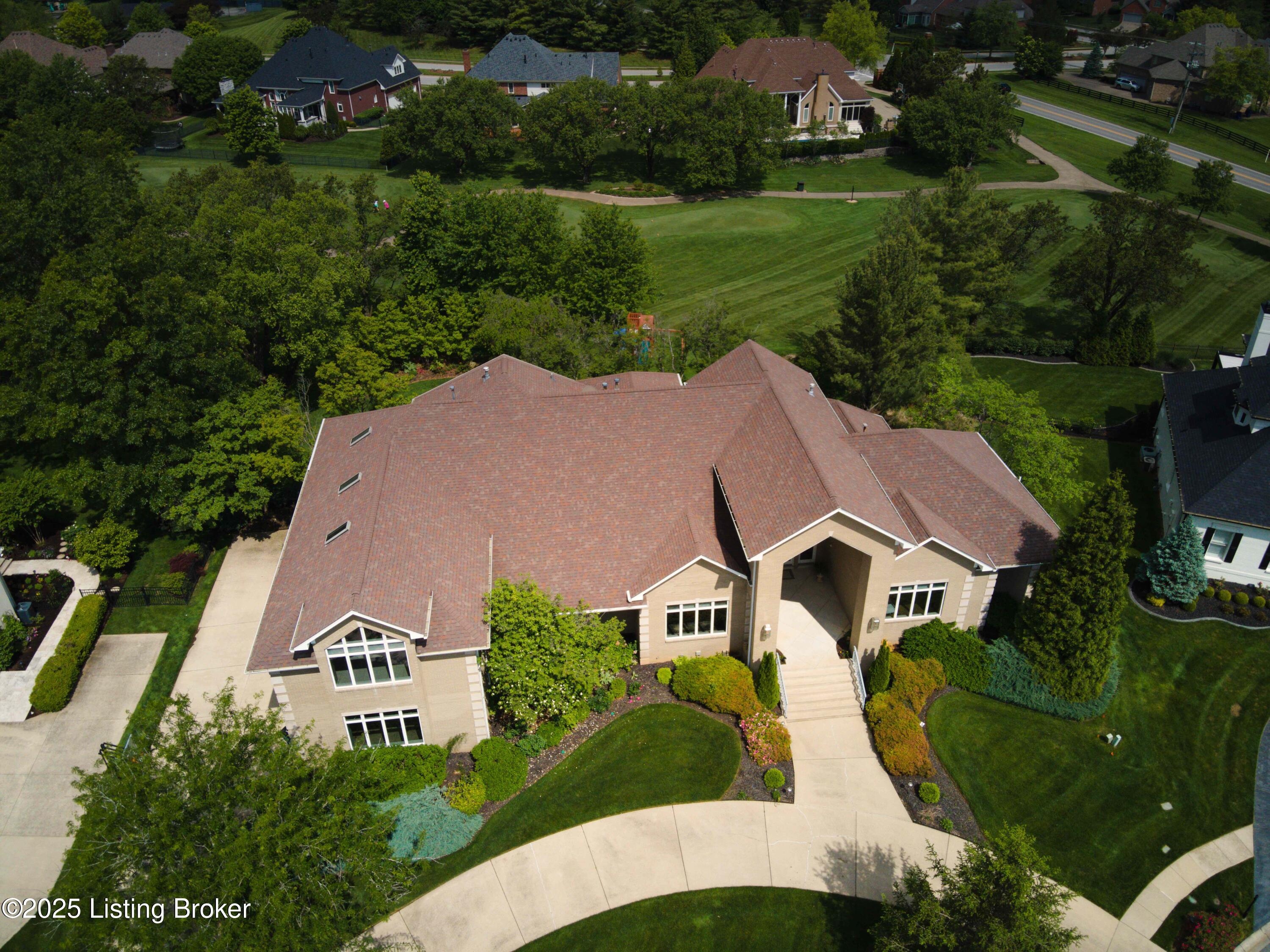 2114 Club Vista Pl, Louisville, Pennsylvania image 3