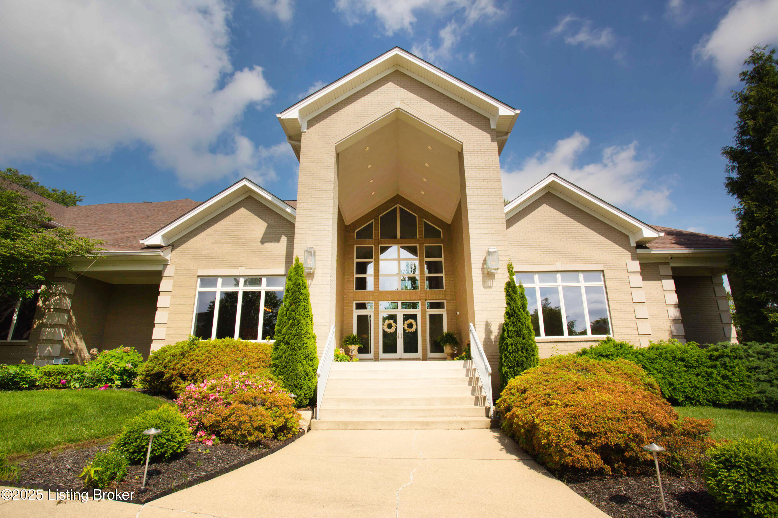 2114 Club Vista Pl, Louisville, Pennsylvania image 13