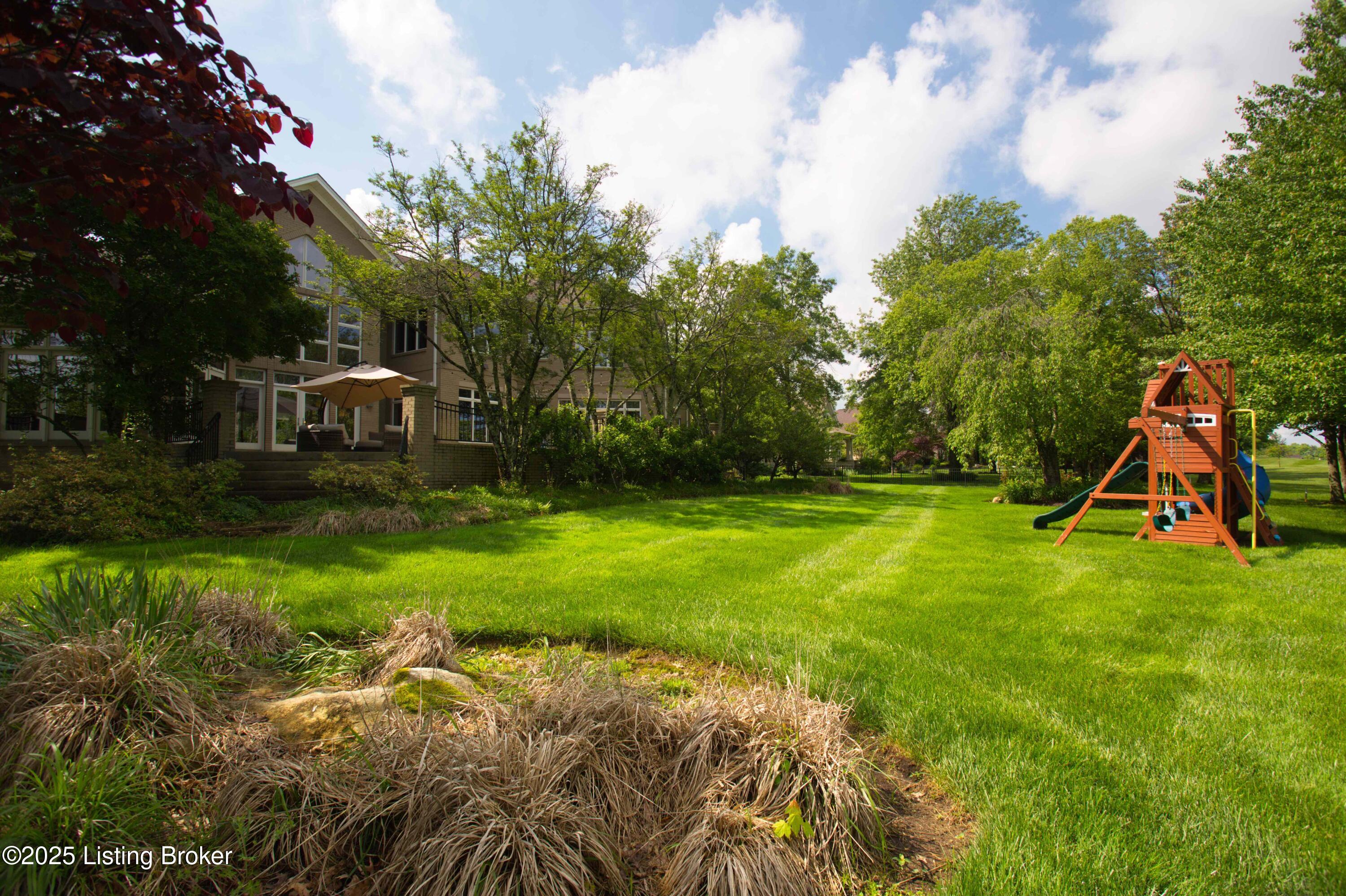 2114 Club Vista Pl, Louisville, Pennsylvania image 25