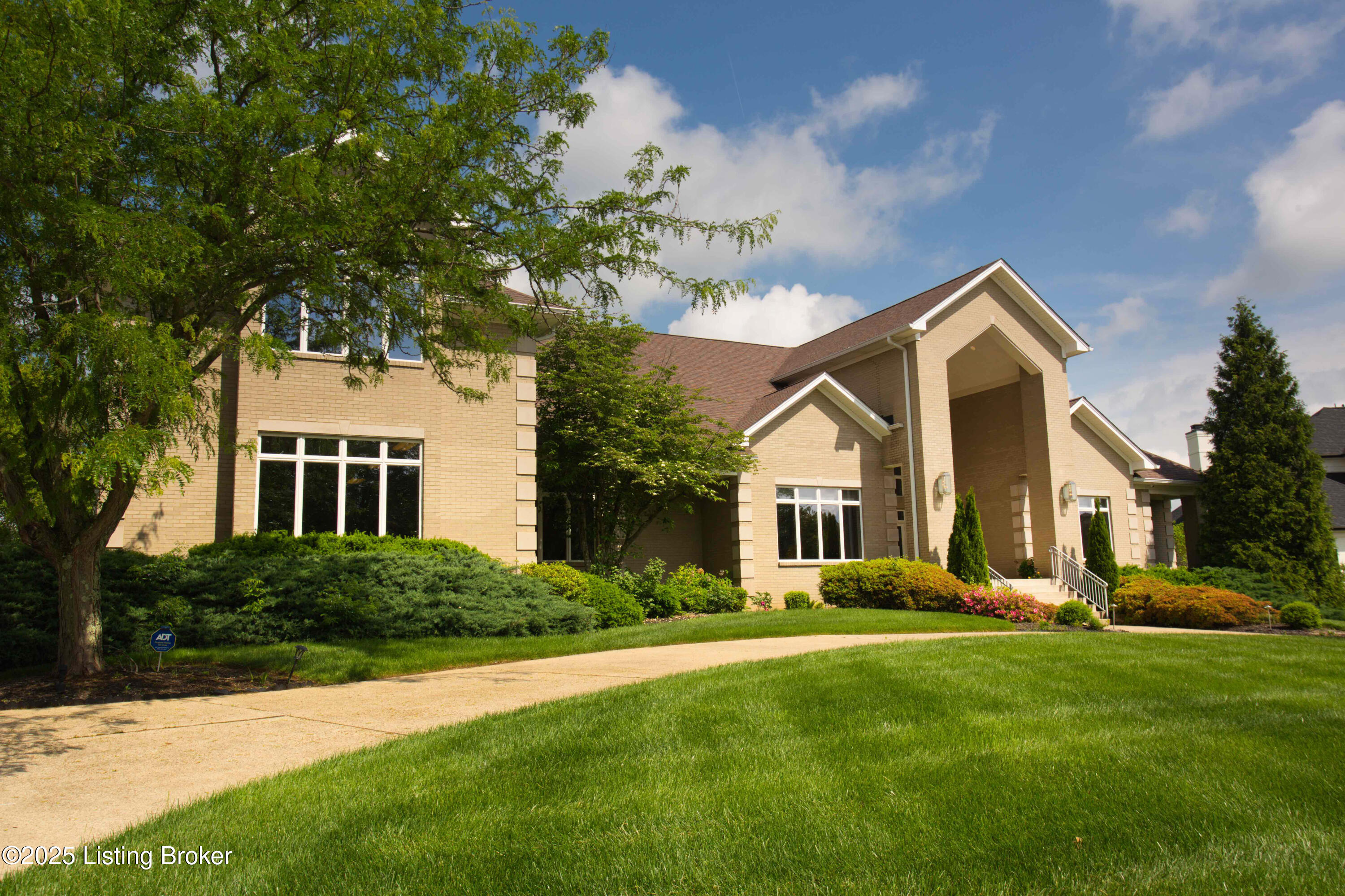 2114 Club Vista Pl, Louisville, Pennsylvania image 15