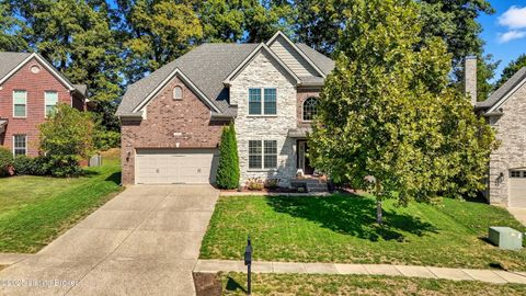 Photo of 335 Cranbury Way, Louisville, KY 40245 (MLS # 1700086)