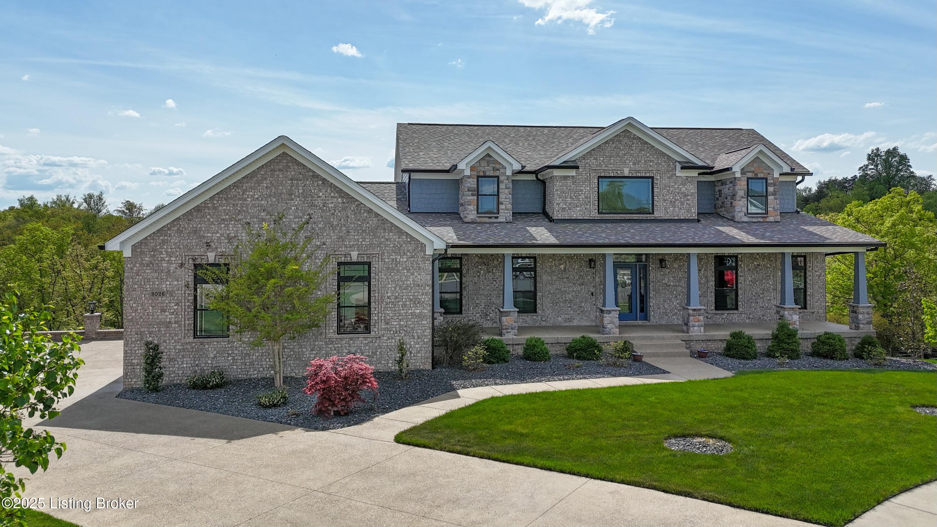8026 Wooded Ridge Dr, Louisville, Kentucky image 7
