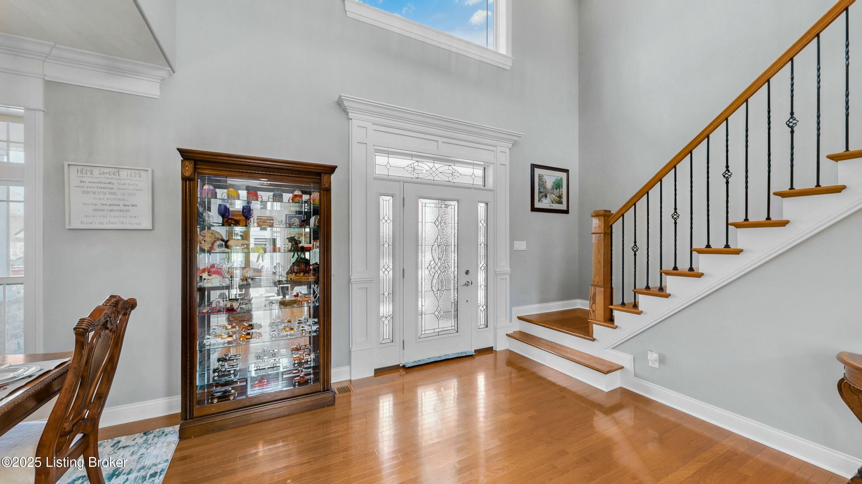 8026 Wooded Ridge Dr, Louisville, Kentucky image 9