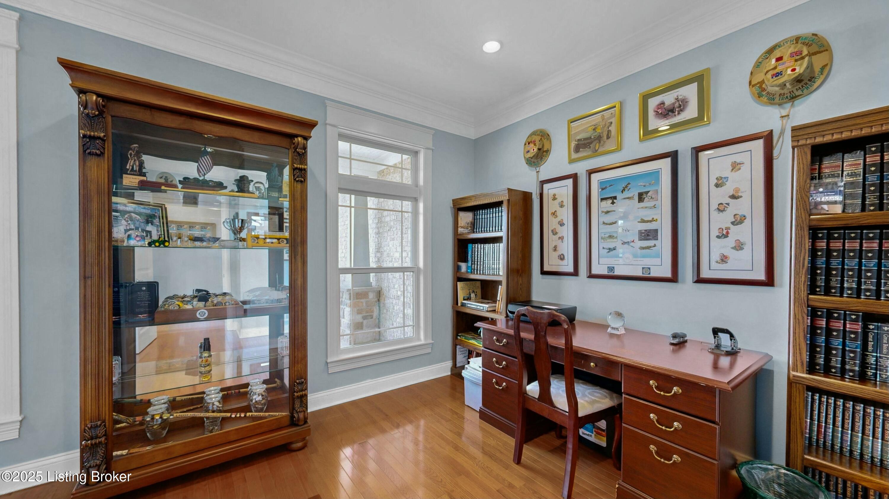 8026 Wooded Ridge Dr, Louisville, Kentucky image 30
