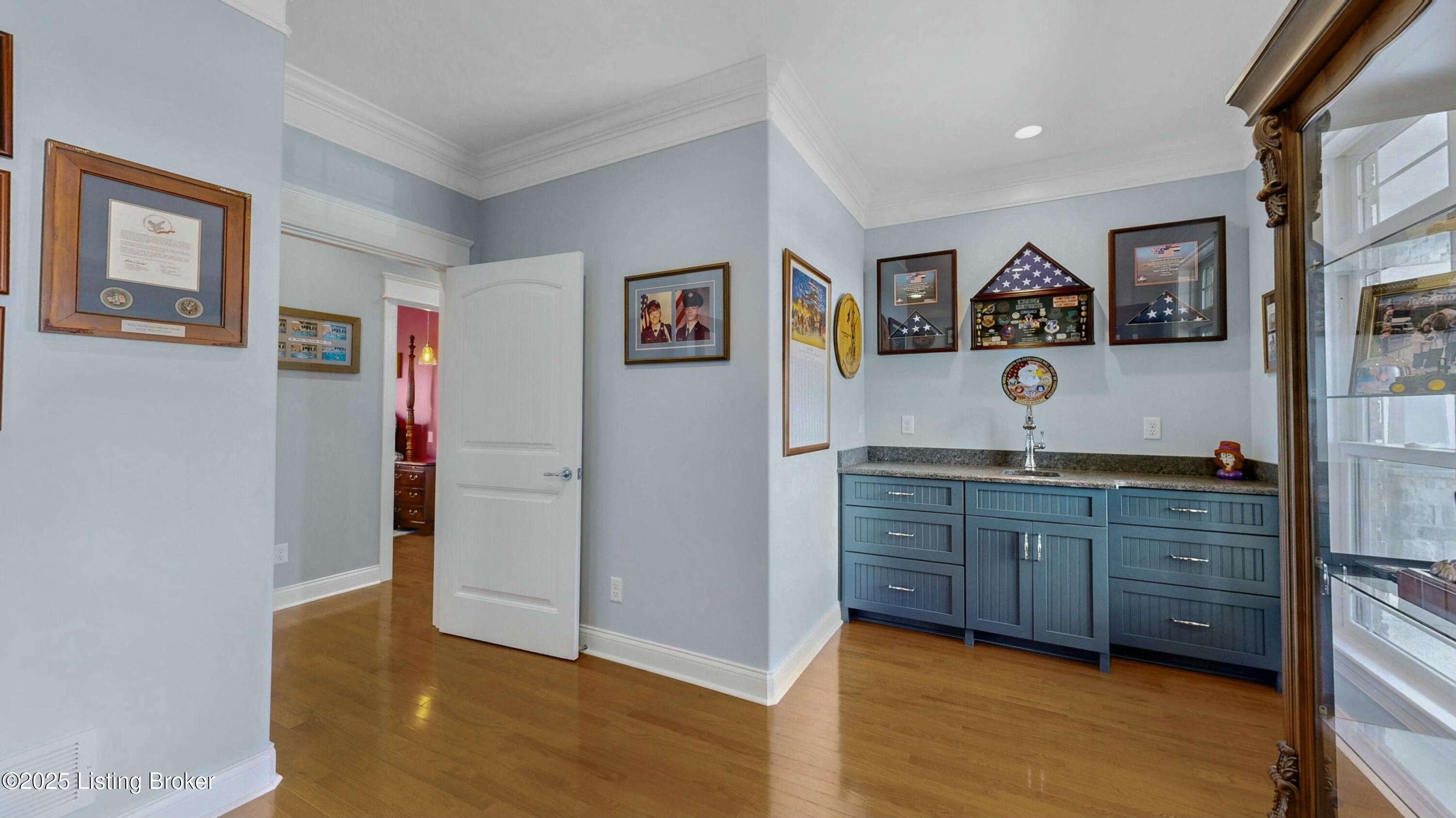 8026 Wooded Ridge Dr, Louisville, Kentucky image 31