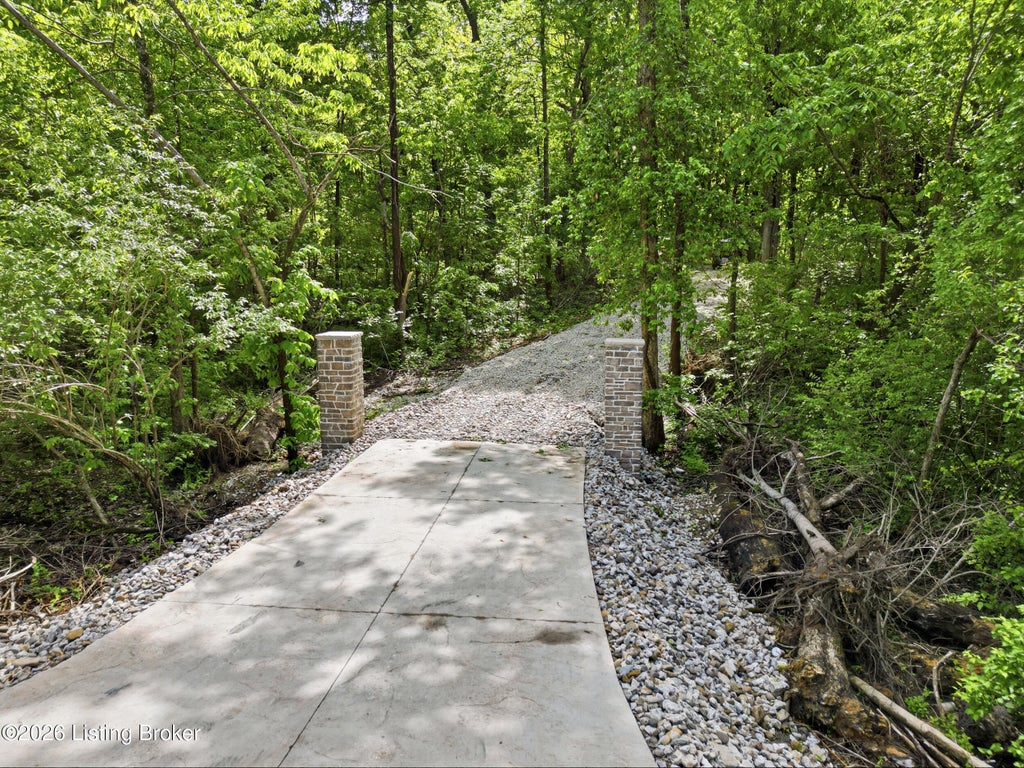 Photo of 5900 Billtown Rd, Louisville, KY 40299 (MLS # 1730964)