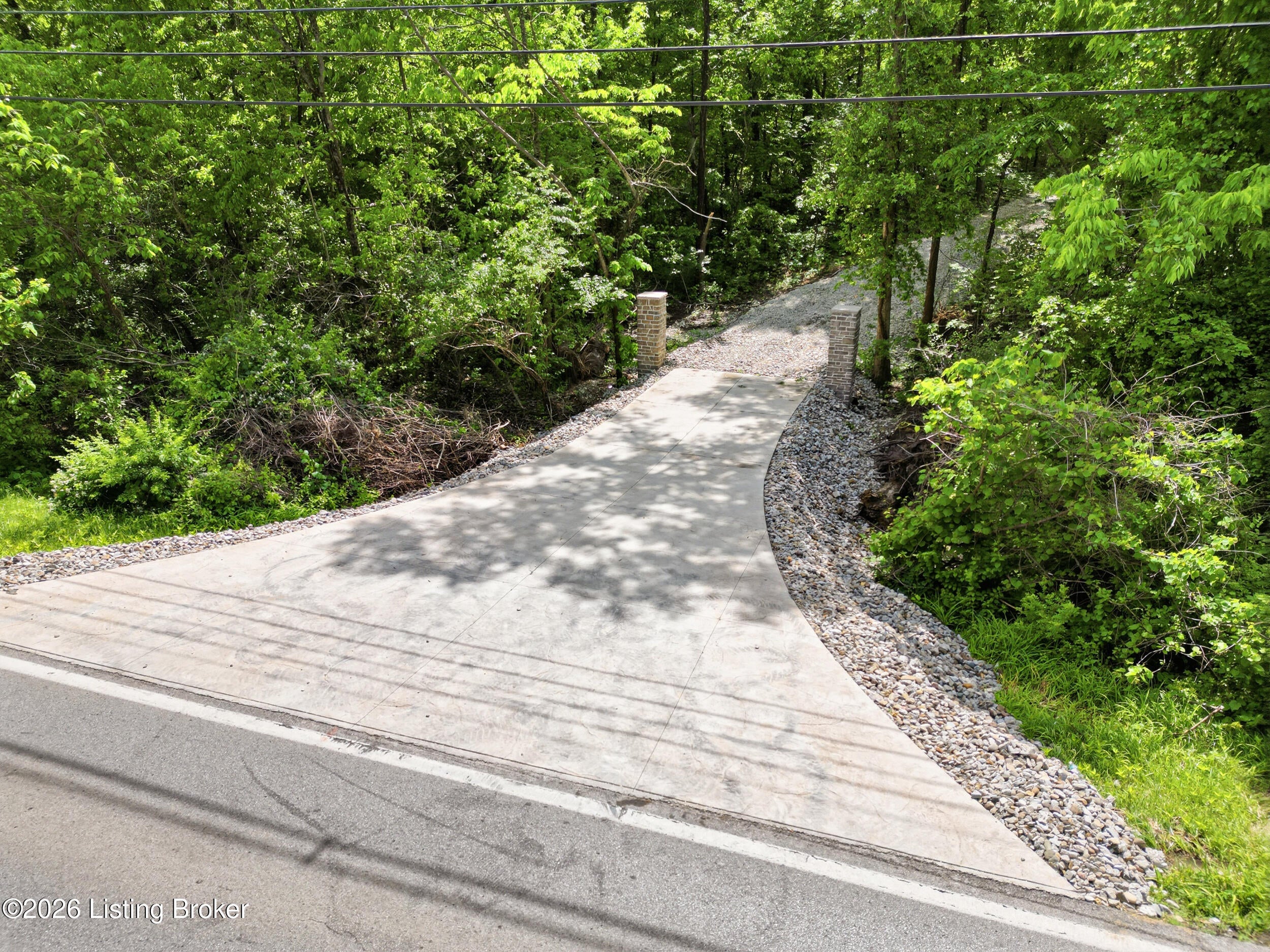 5900 Billtown Rd