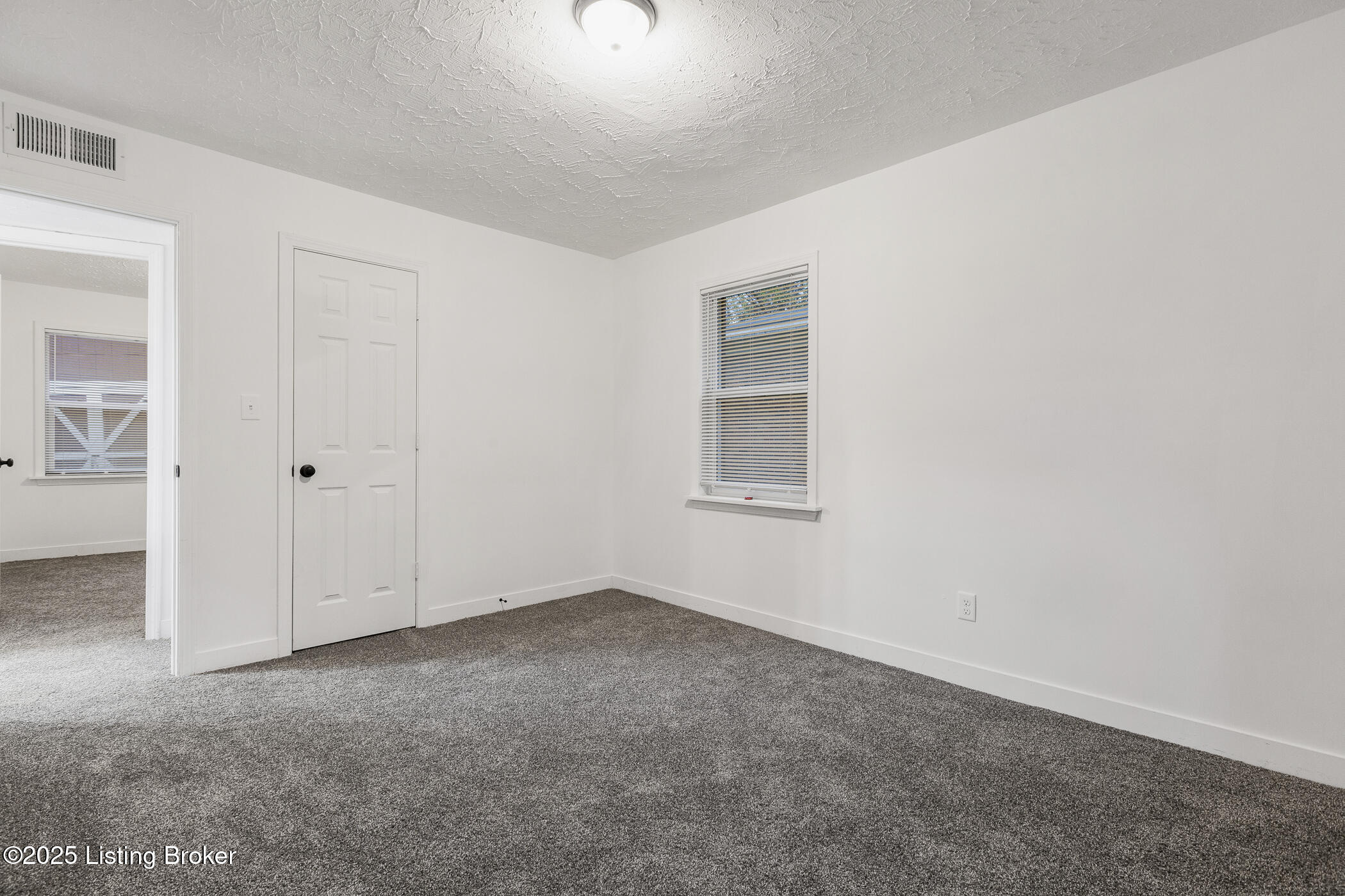 531 Foothill Rd, Sellersburg, Indiana image 31