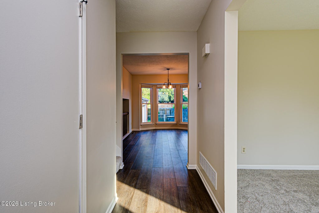Photo of 4318 Cara Way, Louisville, KY 40299 (MLS # 1731803)