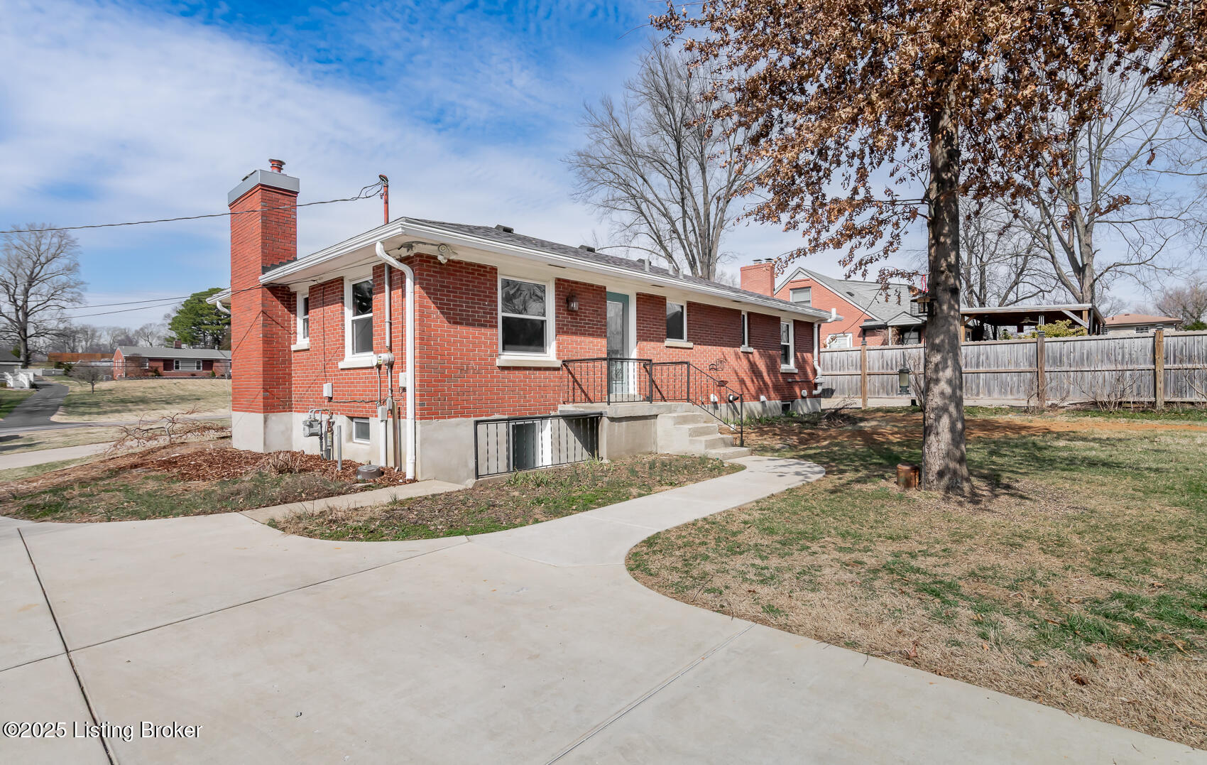 3606 Hillcreek Rd, Louisville, Kentucky image 7