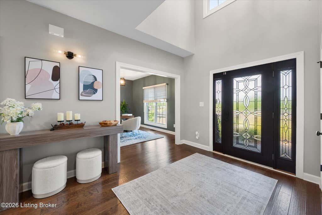 Photo of 17300 Shakes Creek Dr, Louisville, KY 40023 (MLS # 1726477)